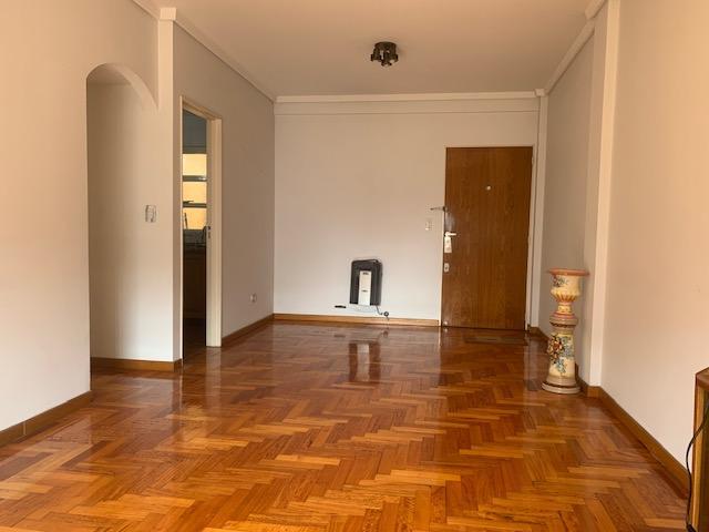 Semipiso de 3 Ambientes Al Frente con Balcon Corrido 3