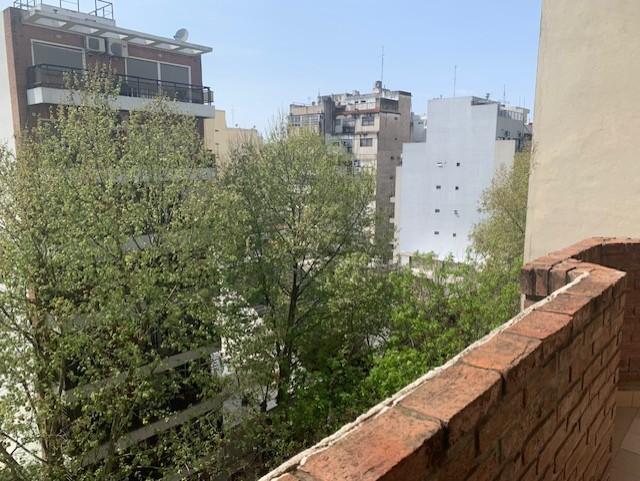 Semipiso de 3 Ambientes Al Frente con Balcon Corrido 2