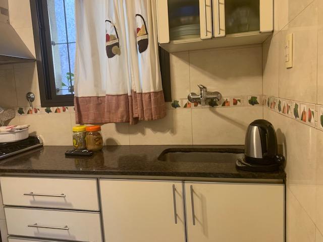 Foto de Casa lote propio con jardin frente y fondo Villa Devoto, imagen 2