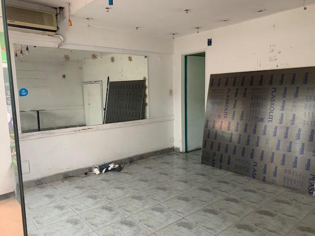 Foto de local comercial en el centro de villa del parque, imagen 4