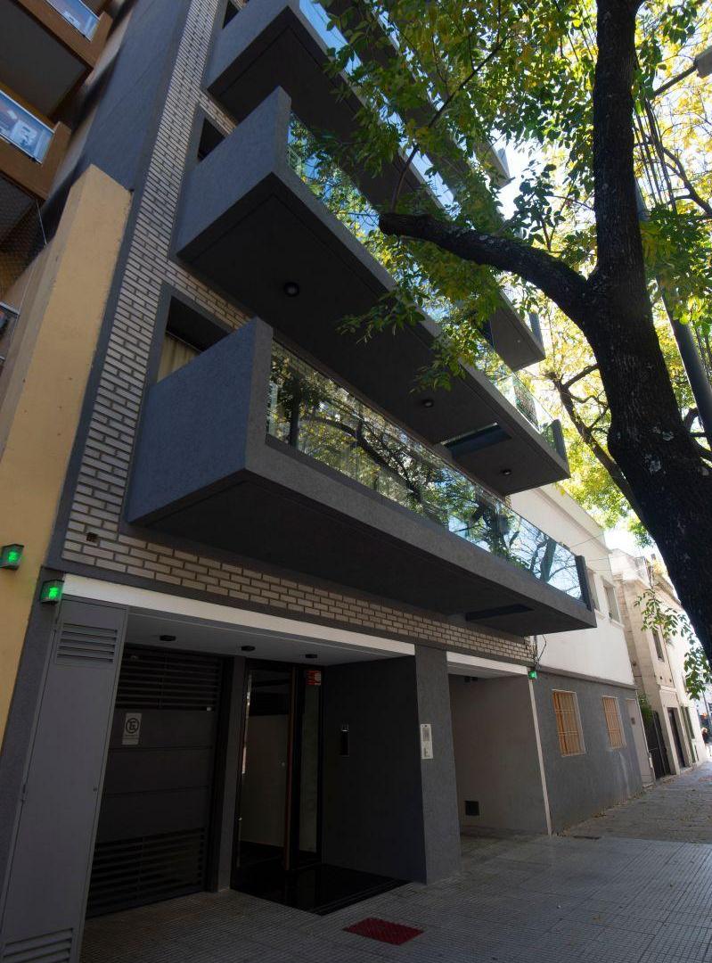 Monoambiente al contra frente con balcón + luminoso +grupo electrógeno