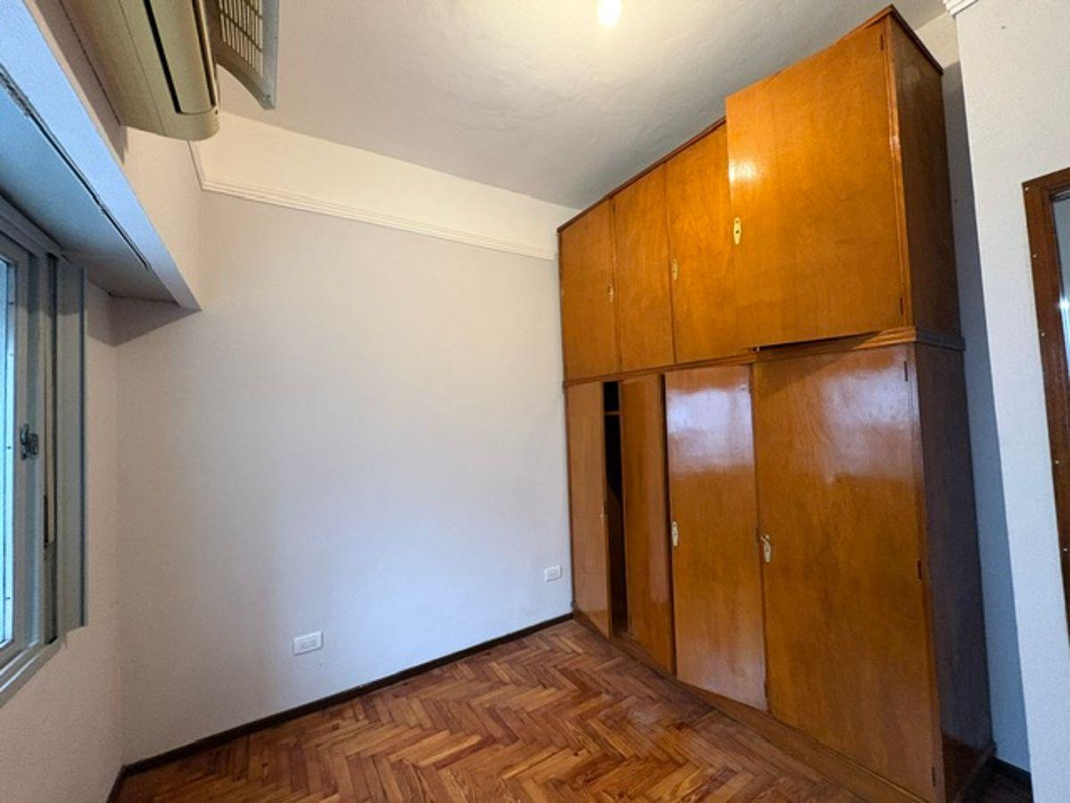 Foto de Ph 3 ambientes al contrafrente con amplio patio con parrilla y terraza, imagen 4