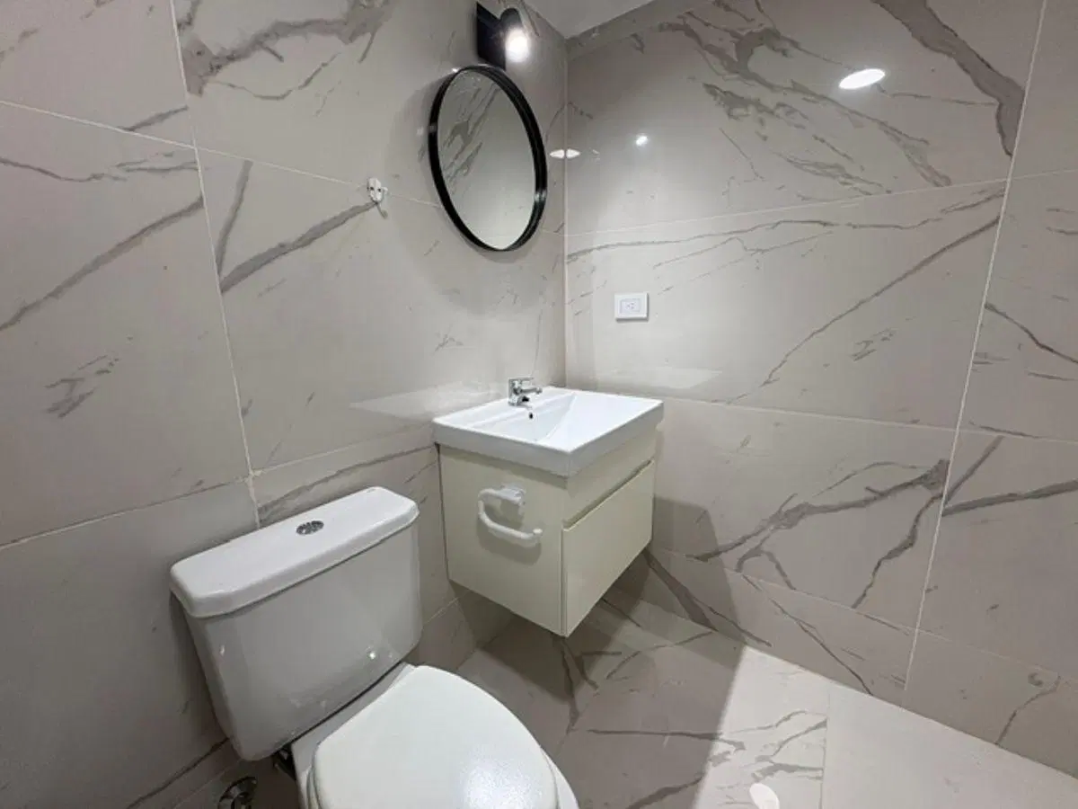 Monoambiente al frente con balcón a estrenar + Amenities 4