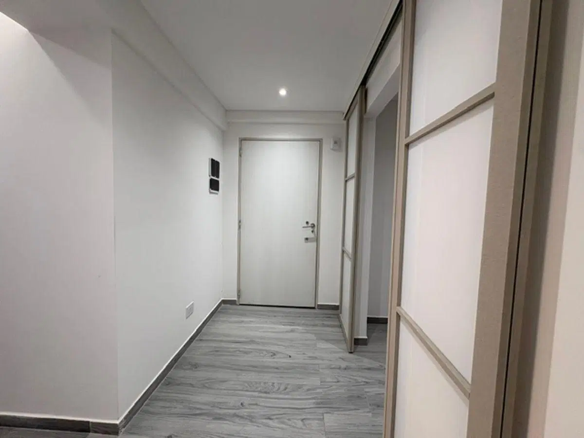 Monoambiente al frente con balcón a estrenar + Amenities 5