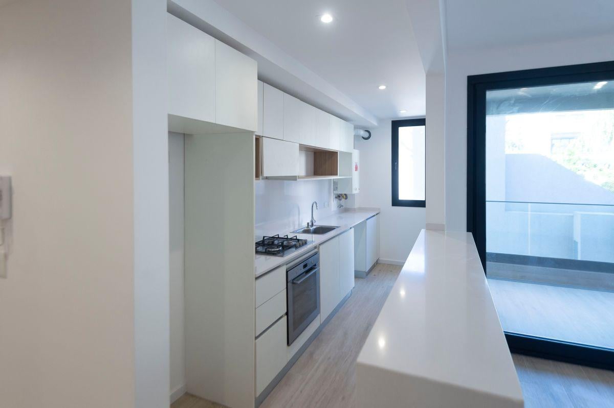 Foto de Semi piso 3 amb con balcón aterrazado sum+ grupo electrógeno+ Categoría, imagen 3