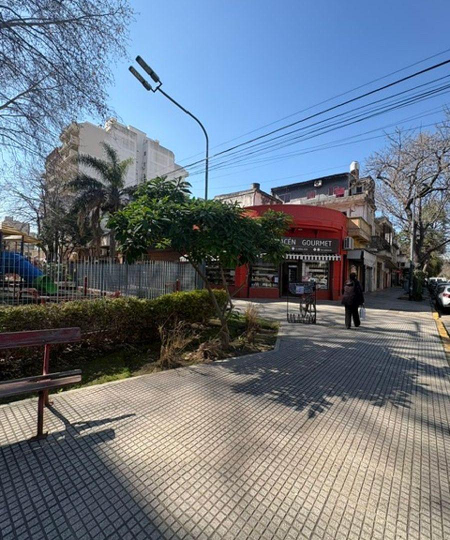 Foto de Local de 3,80 x 5,5 mas sotano de 44 metros cuadrados, imagen 3