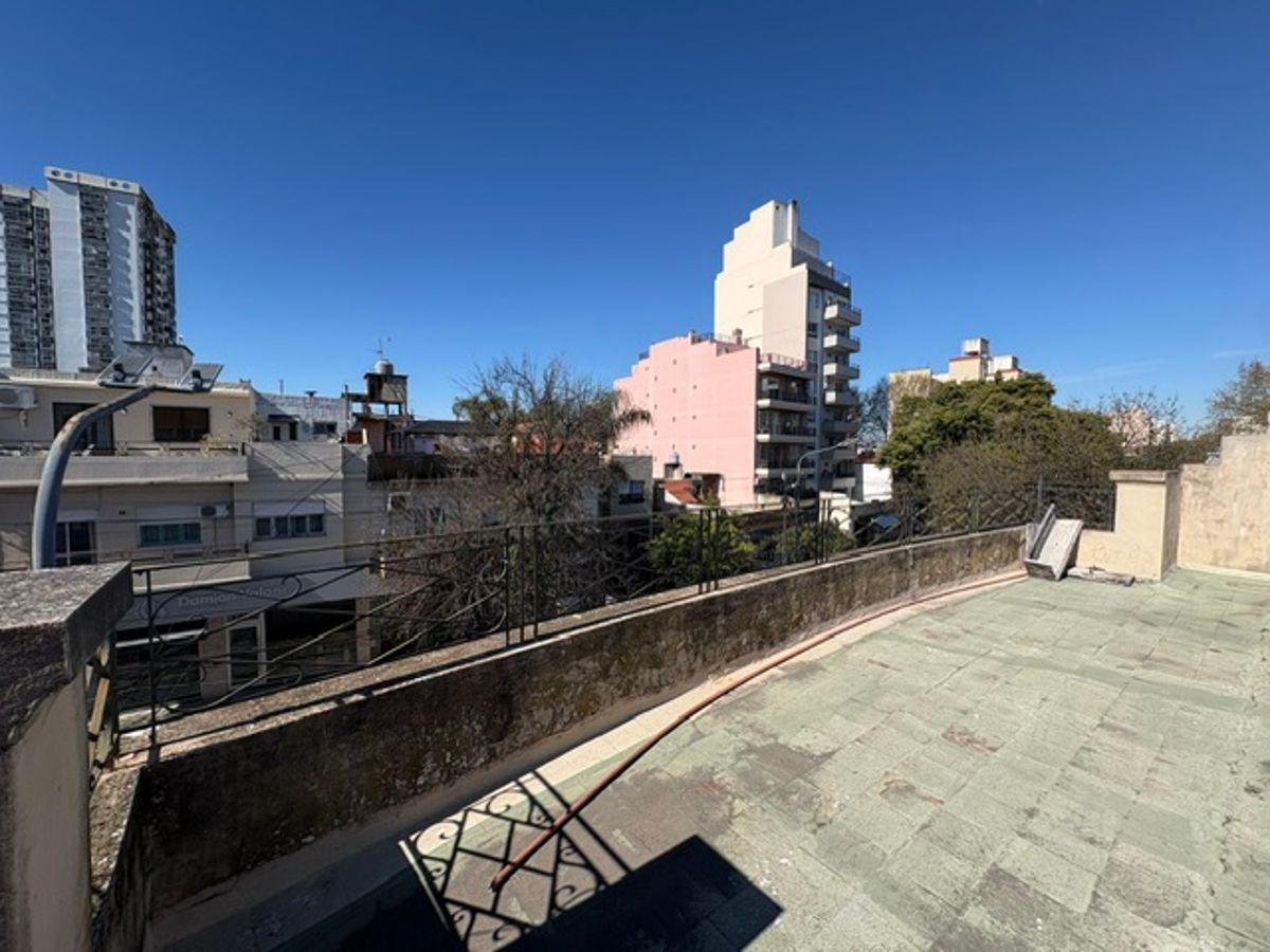 Foto de Oportunidad local de 8.40 x 24 +vivienda en planta alta 4 amb con, imagen 5