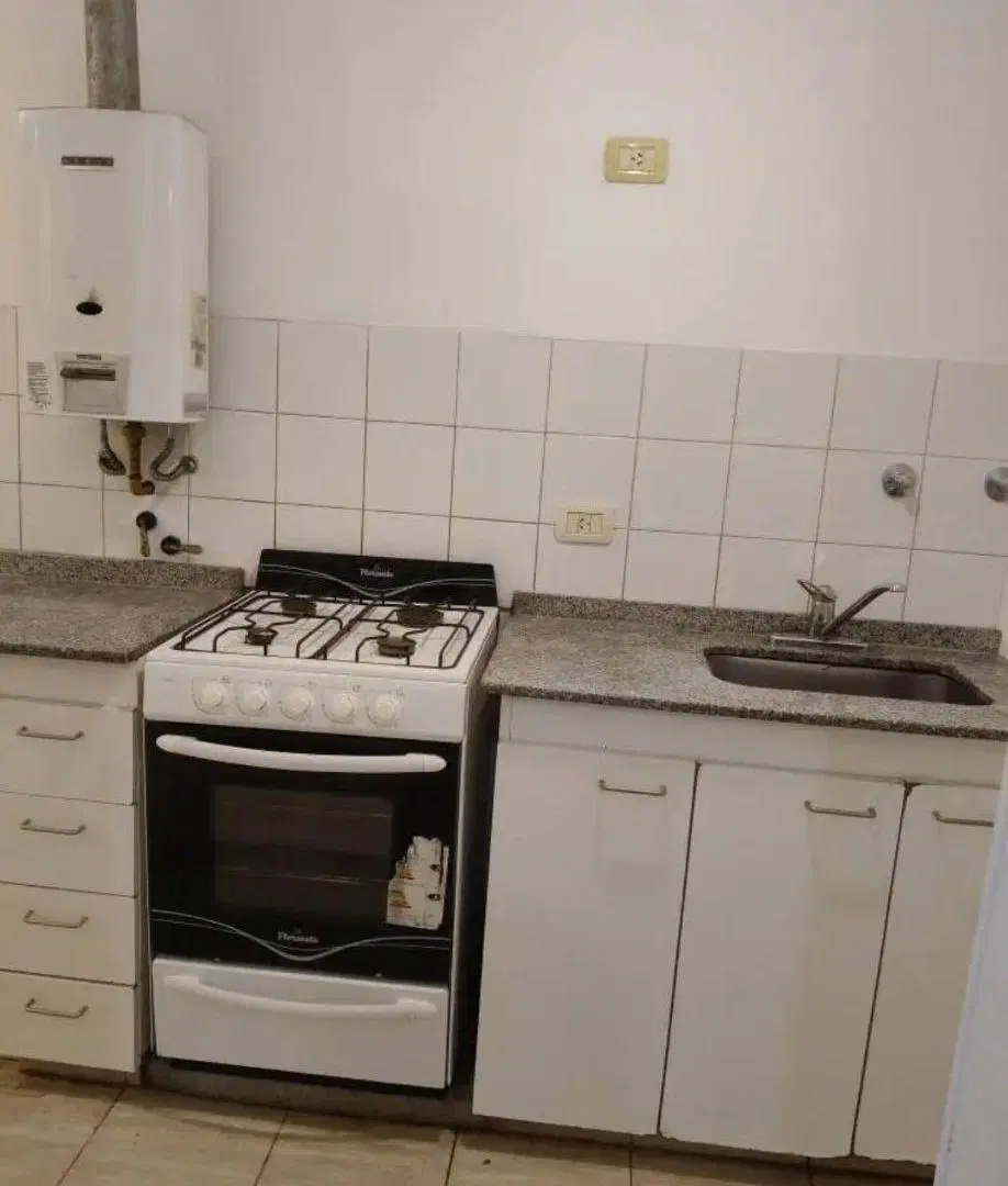 OPTIMA PROPIEDADES alquila departamento 2 dorm. Complejo Balcones del Chateau 2