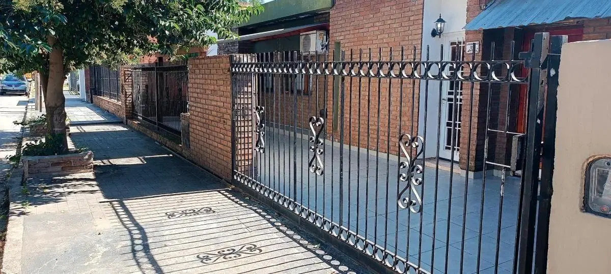 ÓPTIMA PROPIEDADES ALQUILA! CASA AMOBLADA O SIN MUEBLES! TEMPORAL HASTA UN AÑO 5