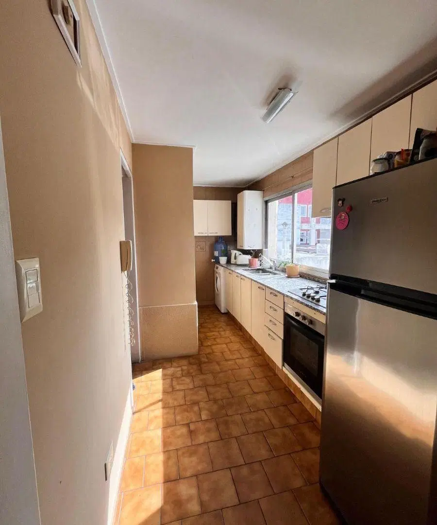 VENDO!!! listo para vivir,a 1 cuadra de Bv illia y a 2 de Bv chacabuco. 1