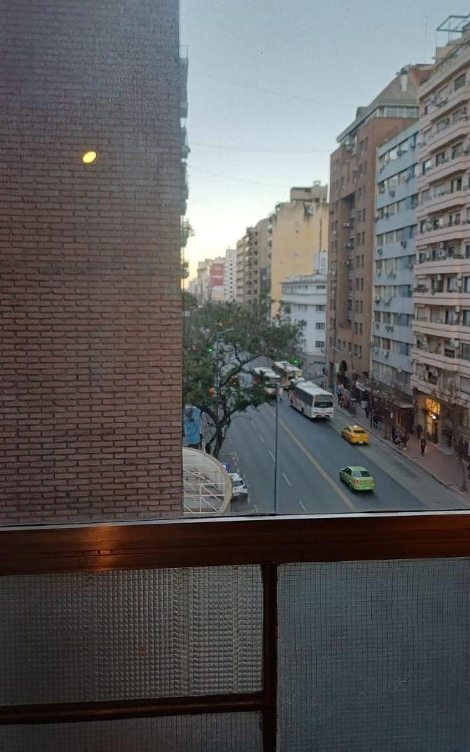 Foto de TRES DORMITORIOS Y COCHERA INCLUÍDA! ALQUILO!!!!, imagen 4