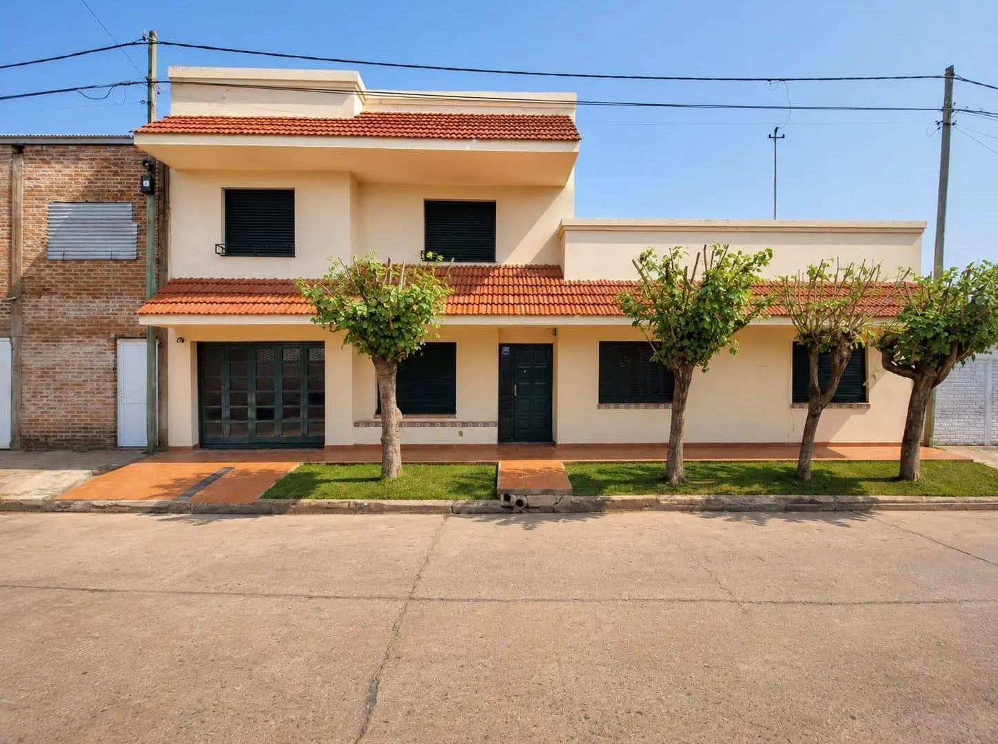 Importante casa céntrica 1