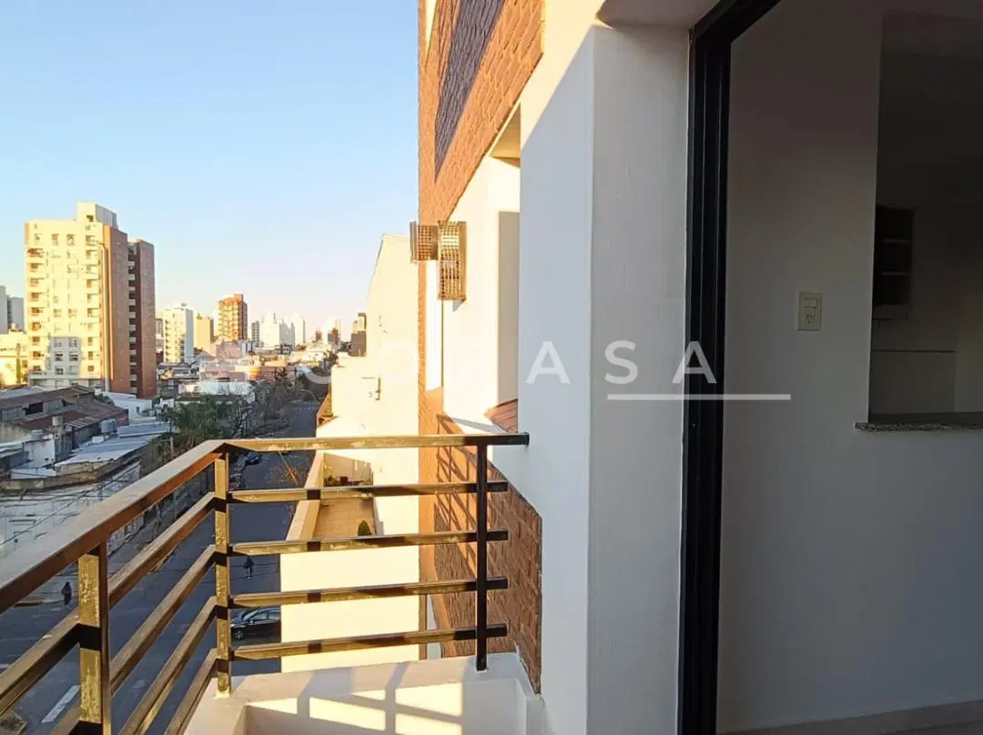 Departamento en Barrio Sur. 5