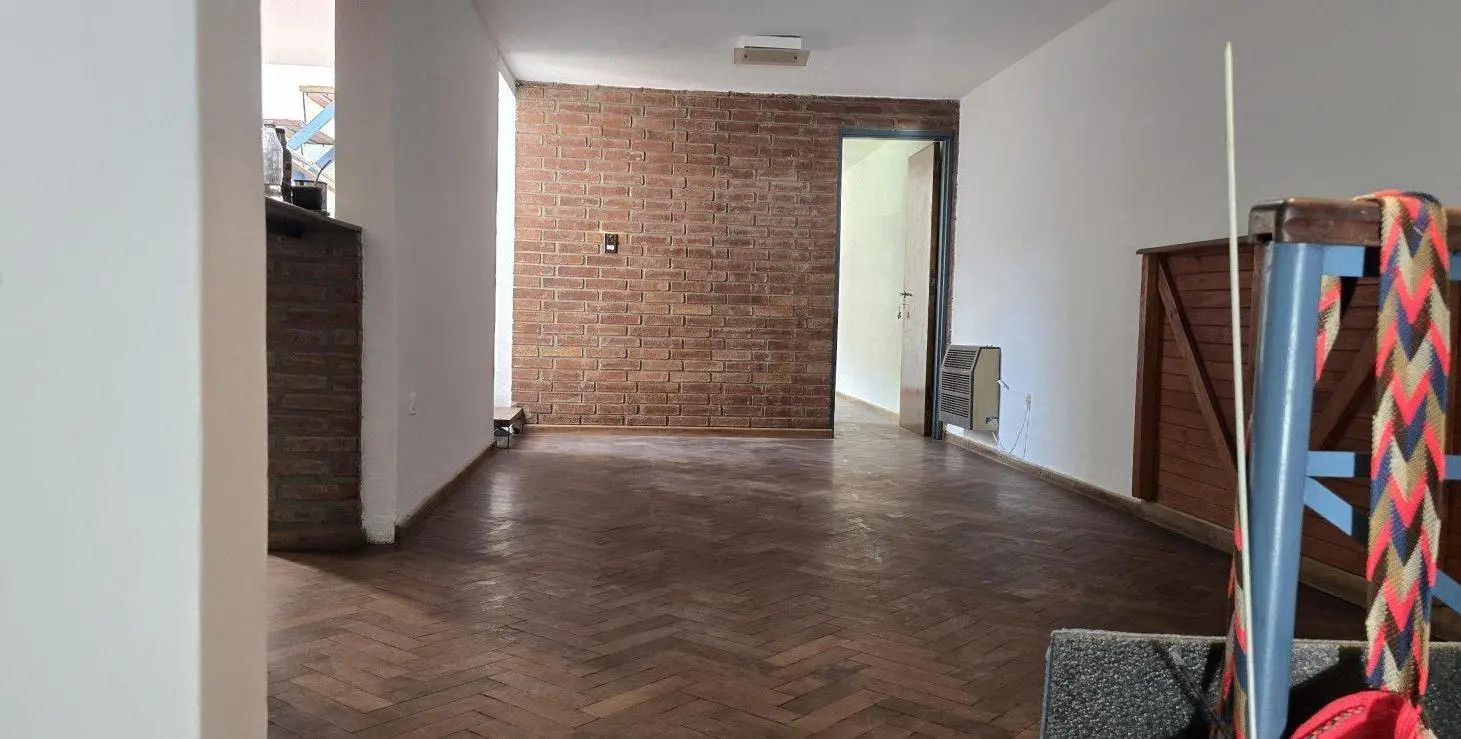 Casa 5 Dorm. Parque Capital 3