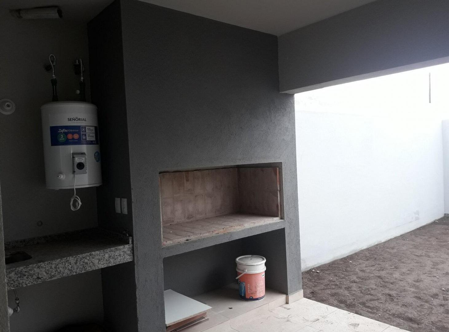 Foto de DUPLEX 3 DORMITORIOS VALLE CERCANO, imagen 4