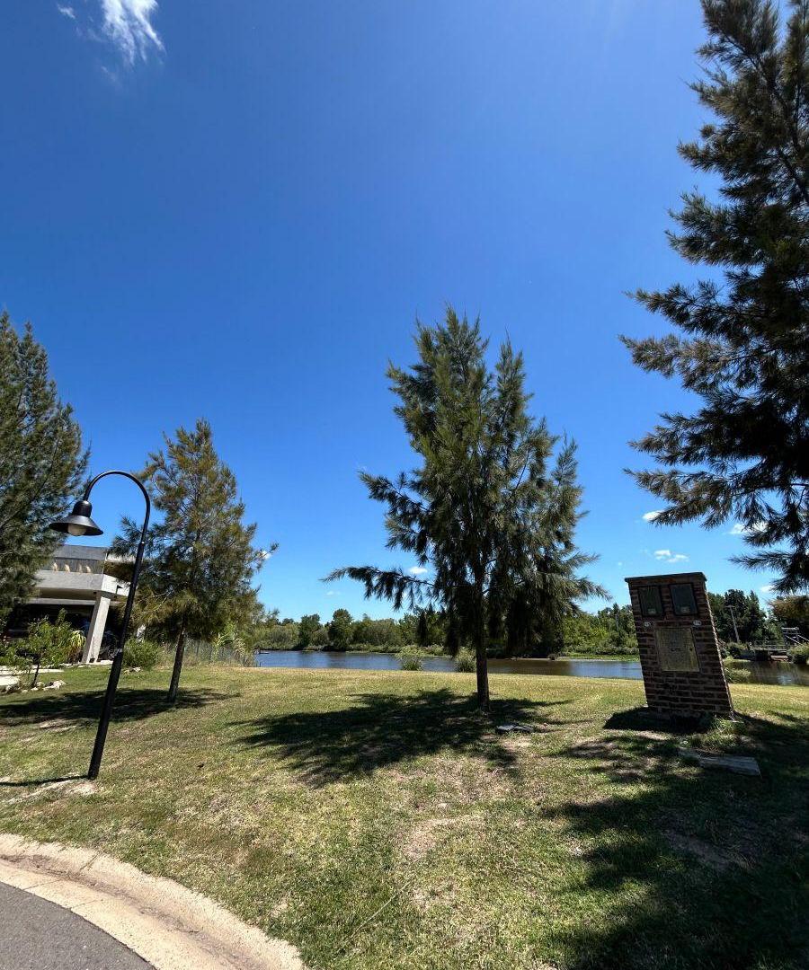 Excelente lote de 1.165 m² con acceso directo al río - Barrio El Naudir
