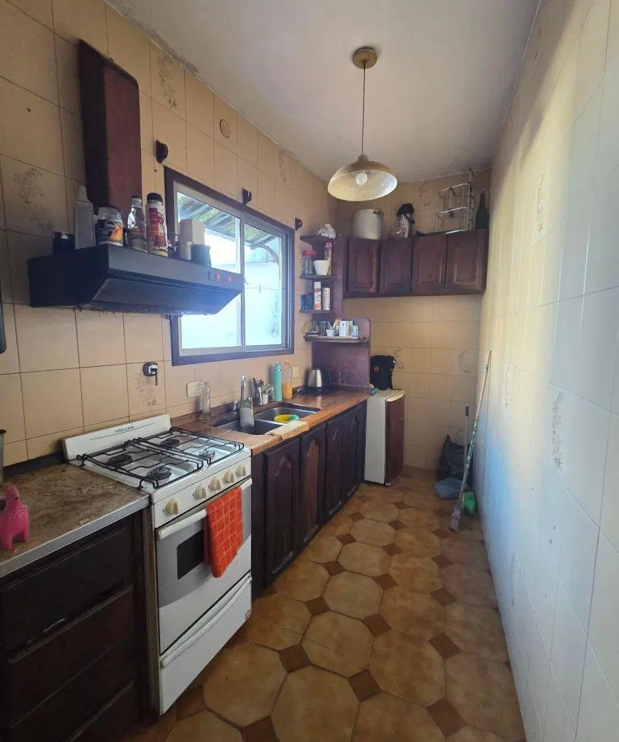 Tigre . S/Avda. Italia. Venta. Luminoso Depto. de 3 AMB. C/Patio Sin Expensas!! 3