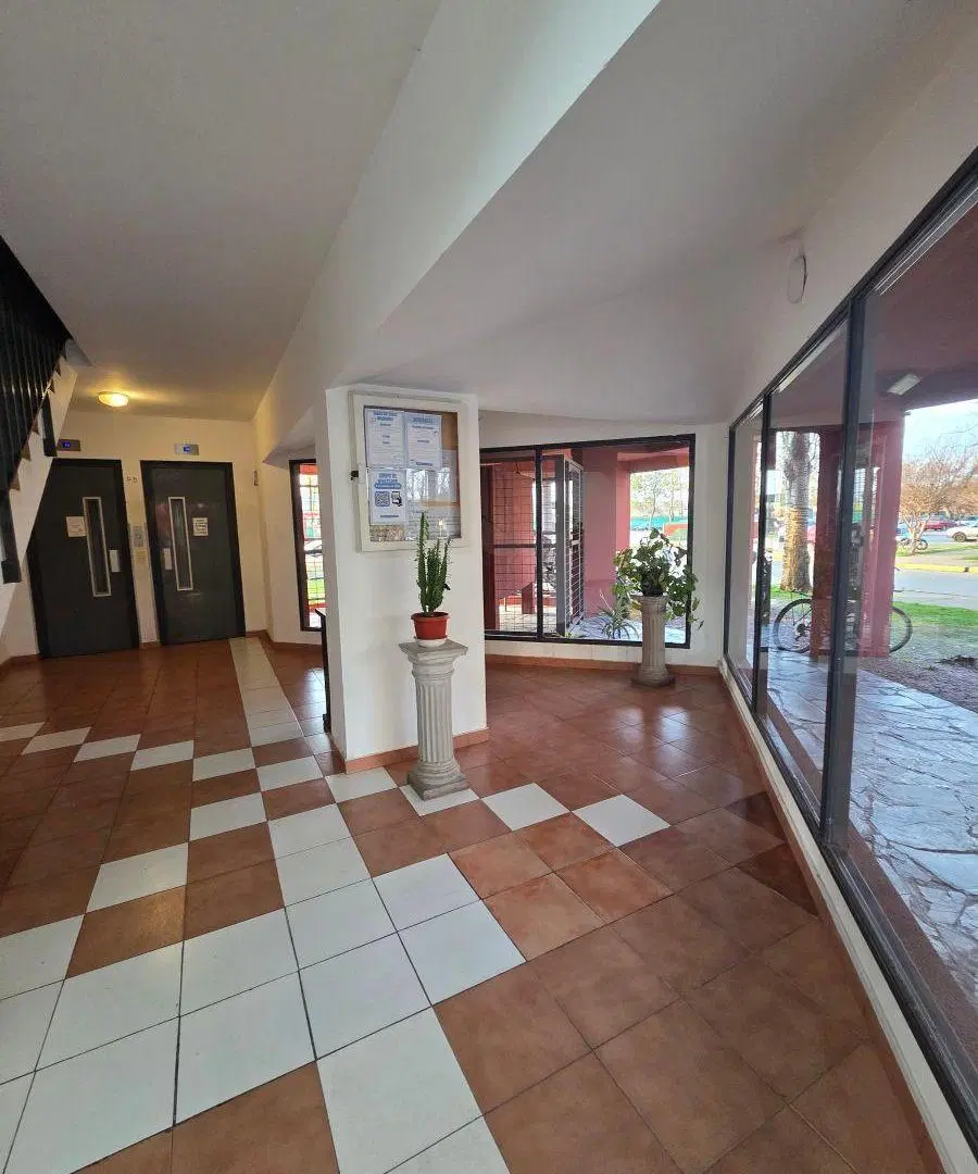 Tigre. A mts. de Acceso Norte. Complejo Los Alamos Venta. Luminoso Dpto de 3 AMB. 2