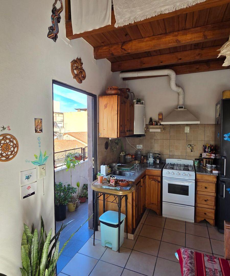 Foto de SAN FDO. Muy luminoso.DEPTO.EN DUPLEX 2 AMB,C/ BALCÓN Y TERRAZA., imagen 3