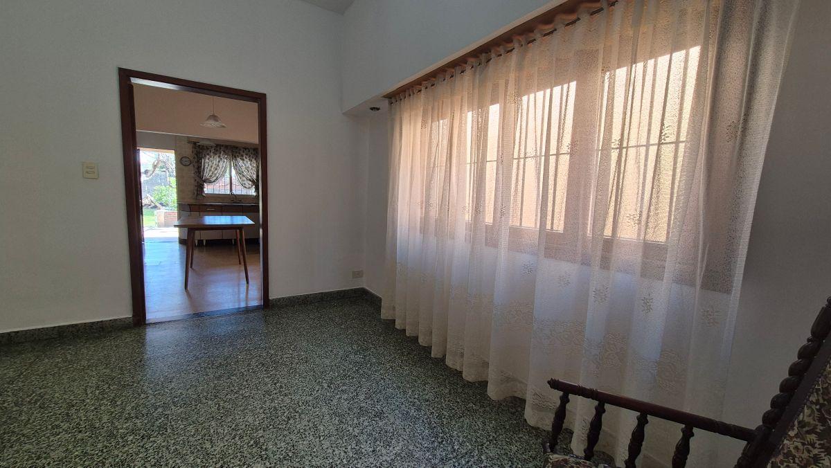 Foto de Casa en EXCELENTE ESTADO con 2 dormitorios y amplio fondo, imagen 3