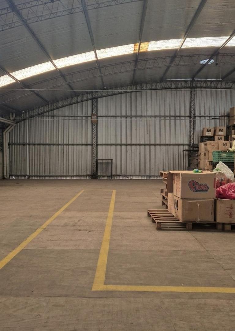 Foto de Depósito de 886 m² en alquiler en Quilmes Oeste, imagen 5