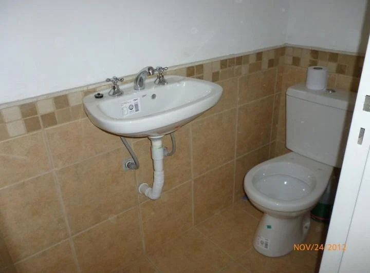 Alquilo Casa Cuesta Colorada Cno La Calera Cordoba con gas natural y cochera 4