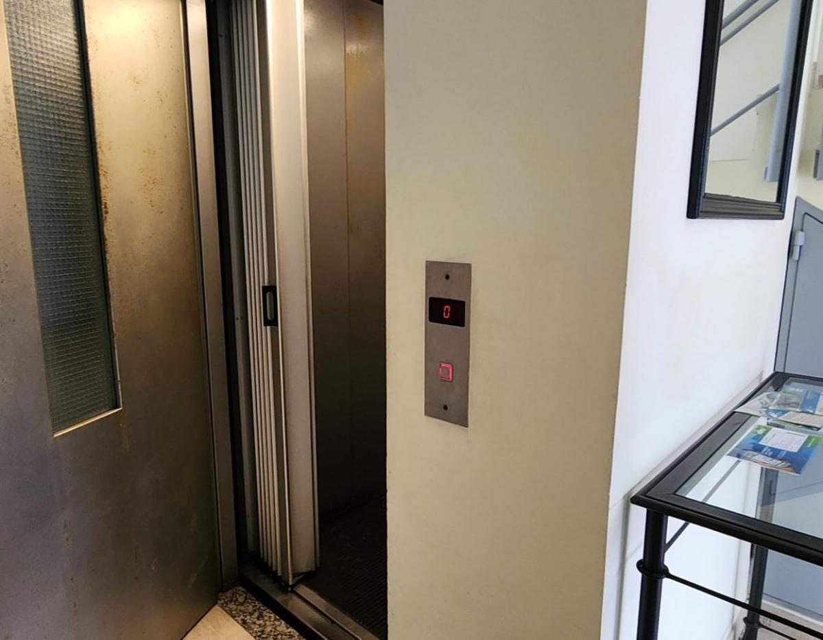 Venta Departamento Dos Dorm. en Duplex 5
