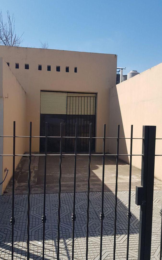 Foto de B° Ayacucho Alquiler Galpon, imagen 4