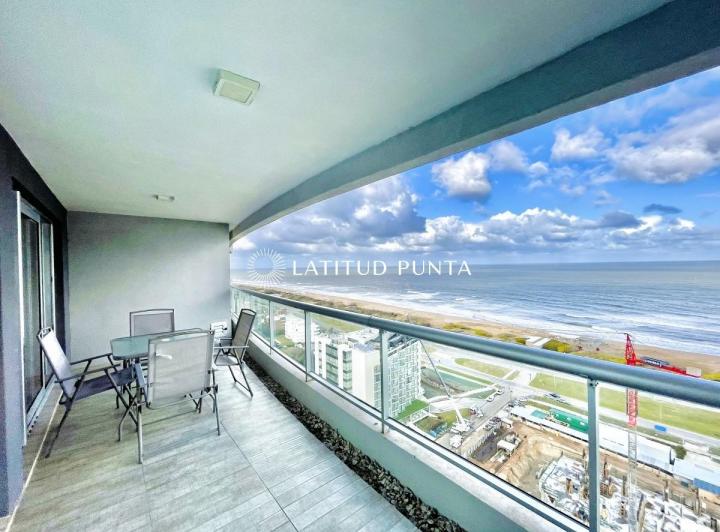 Piso alto en Brava, 2 suites