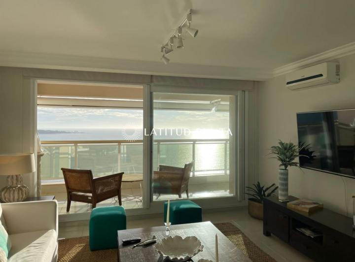 Foto de ALQUILER PUNTA DEL ESTE PRIMERA LINEA MANSA, imagen 4