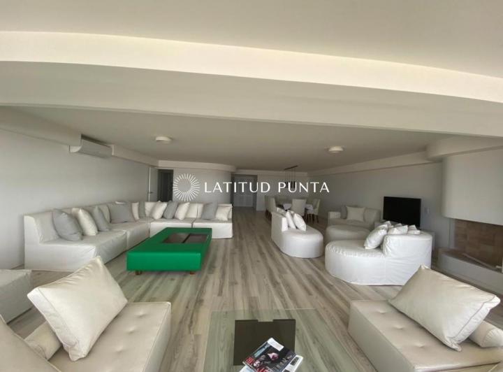 Apartamento en Brava, Estrella de Mar, 4 dormitorios 4