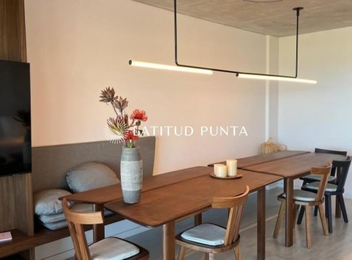 Apartamento 4 suites. Manantiales 5