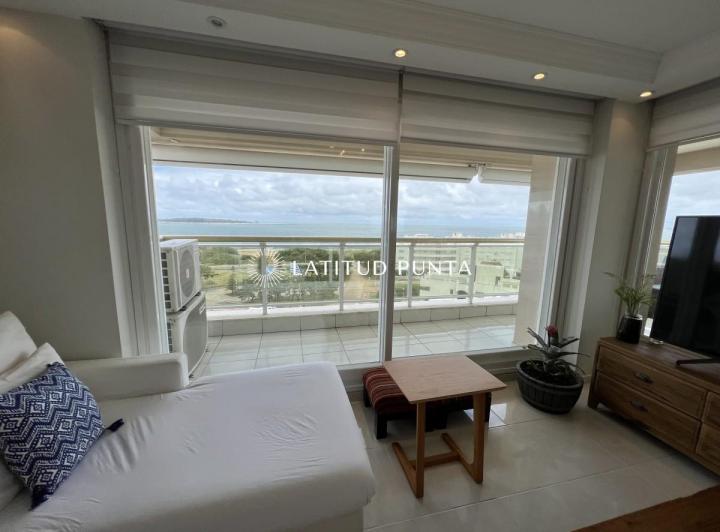 Foto de Apartamento en Mansa, 3 suites más dependencia, imagen 5