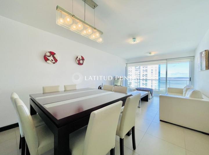 Apartamento en Mansa, 2 dormitorios y parrillero