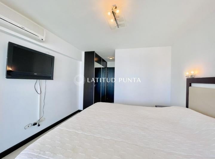 Foto de Apartamento en Mansa, 2 dormitorios y parrillero, imagen 5