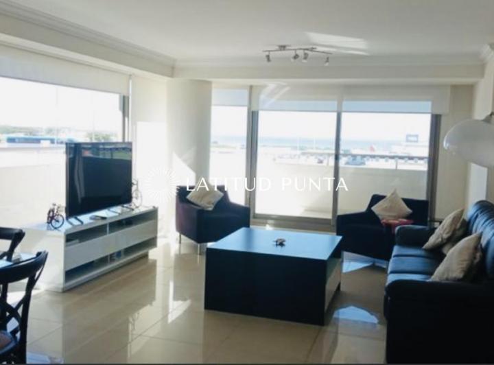 Apartamento en Imperiale, 4 suites más toilette