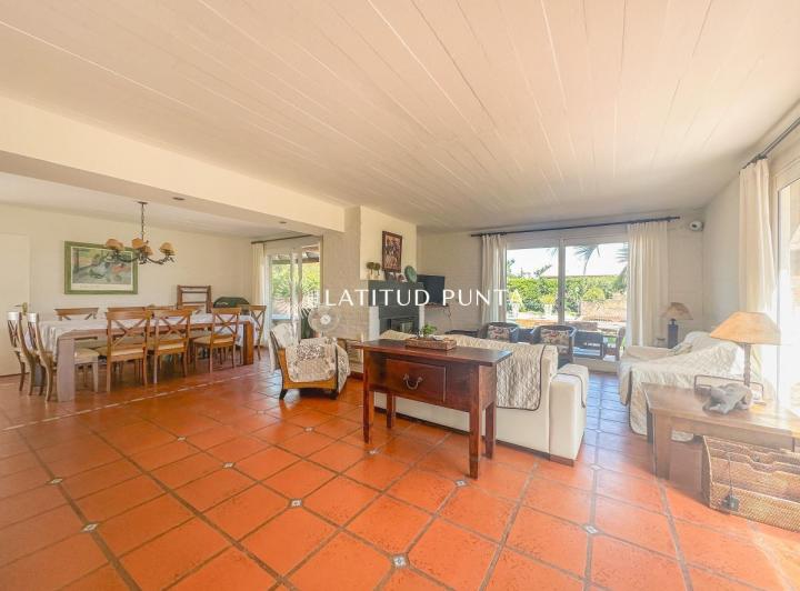 Foto de Casa en Tio Tom, 6 dormitorios y piscina, imagen 1
