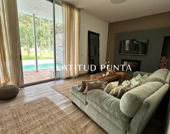 Foto de Casa en alquiler en Parque Burnett, imagen 2