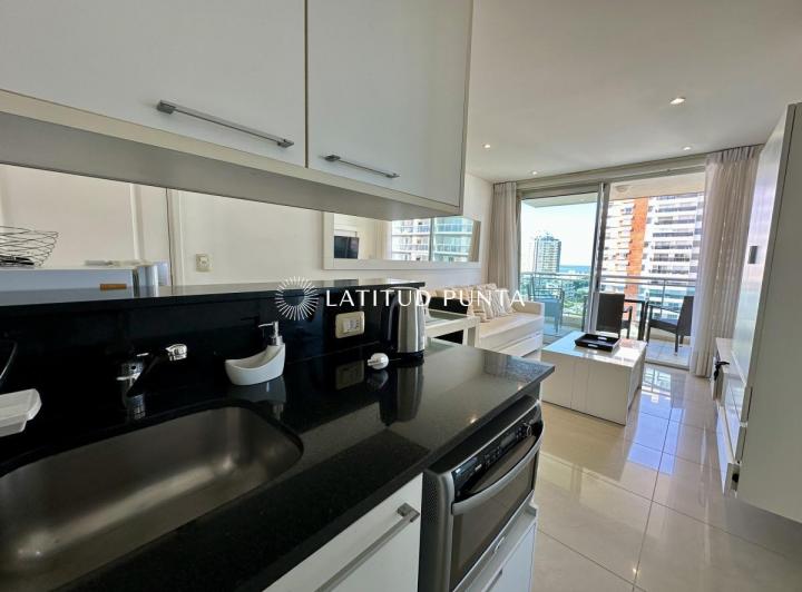 Chiverta, piso alto de 1 dormitorio con amplia terraza 4