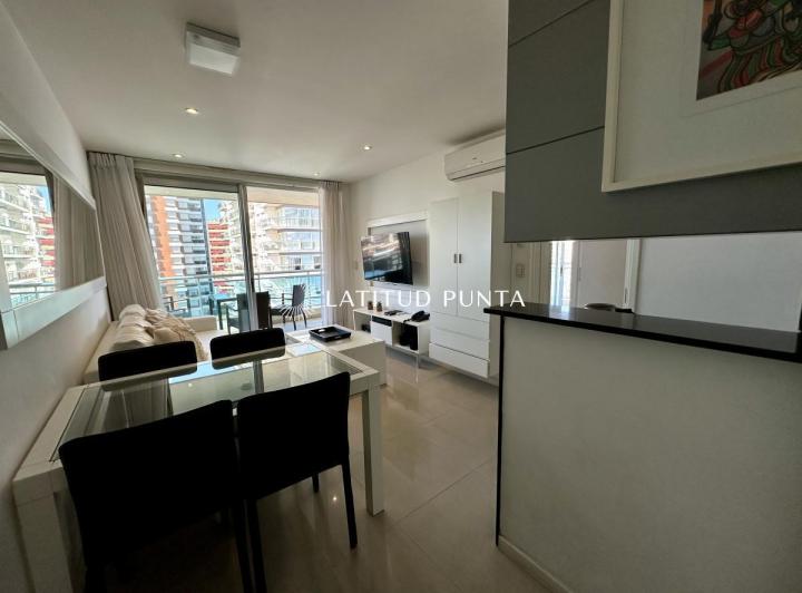 Chiverta, piso alto de 1 dormitorio con amplia terraza 3