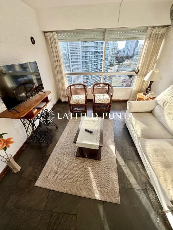Apartamento 1 dormitorio. Brava 5