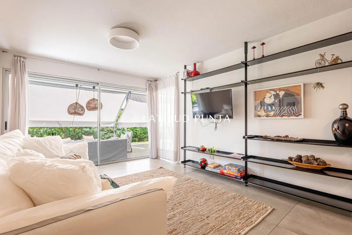 Apartamento de 3 dormitorios en Mansa con patio y parrillero 3