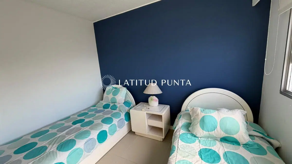 Apartamento 3 dormitorios. Península 8