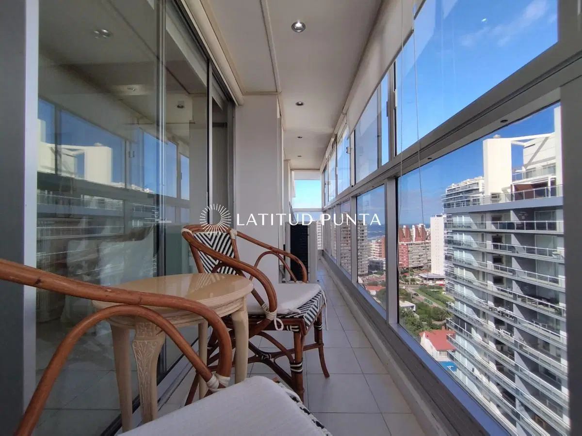 Apartamento de un dormitorio y medio, Pintos Risso 8