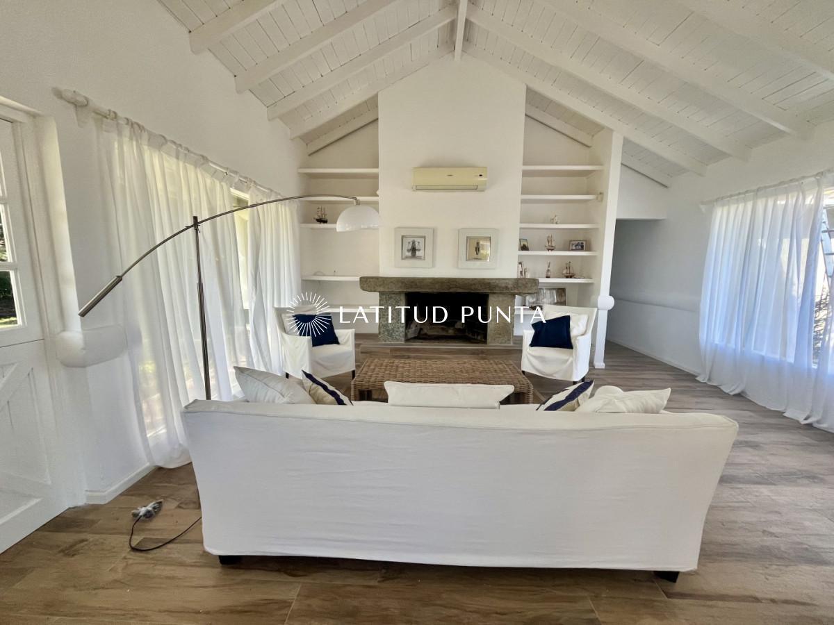 Foto de Casa en venta en el barrio privado La Arbolada, imagen 2