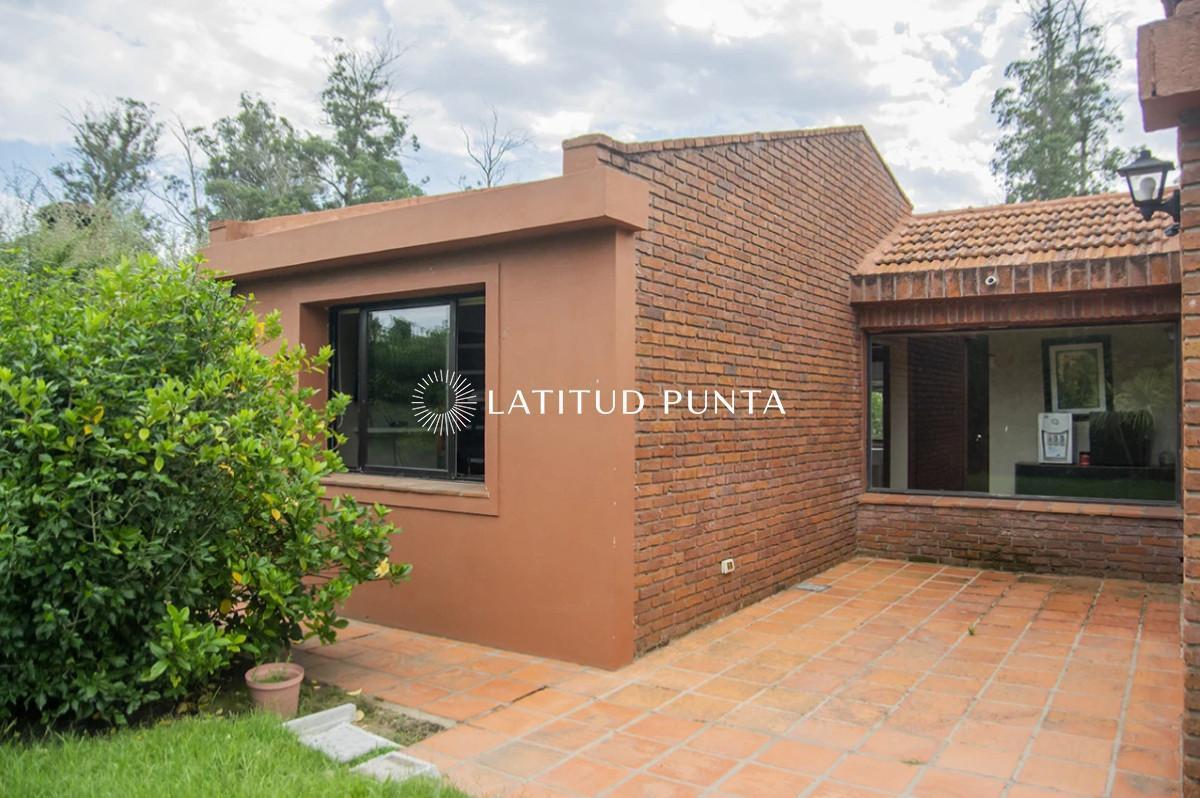 Foto de Casa en Jardines de Córdoba, 3 dormitorios, imagen 4