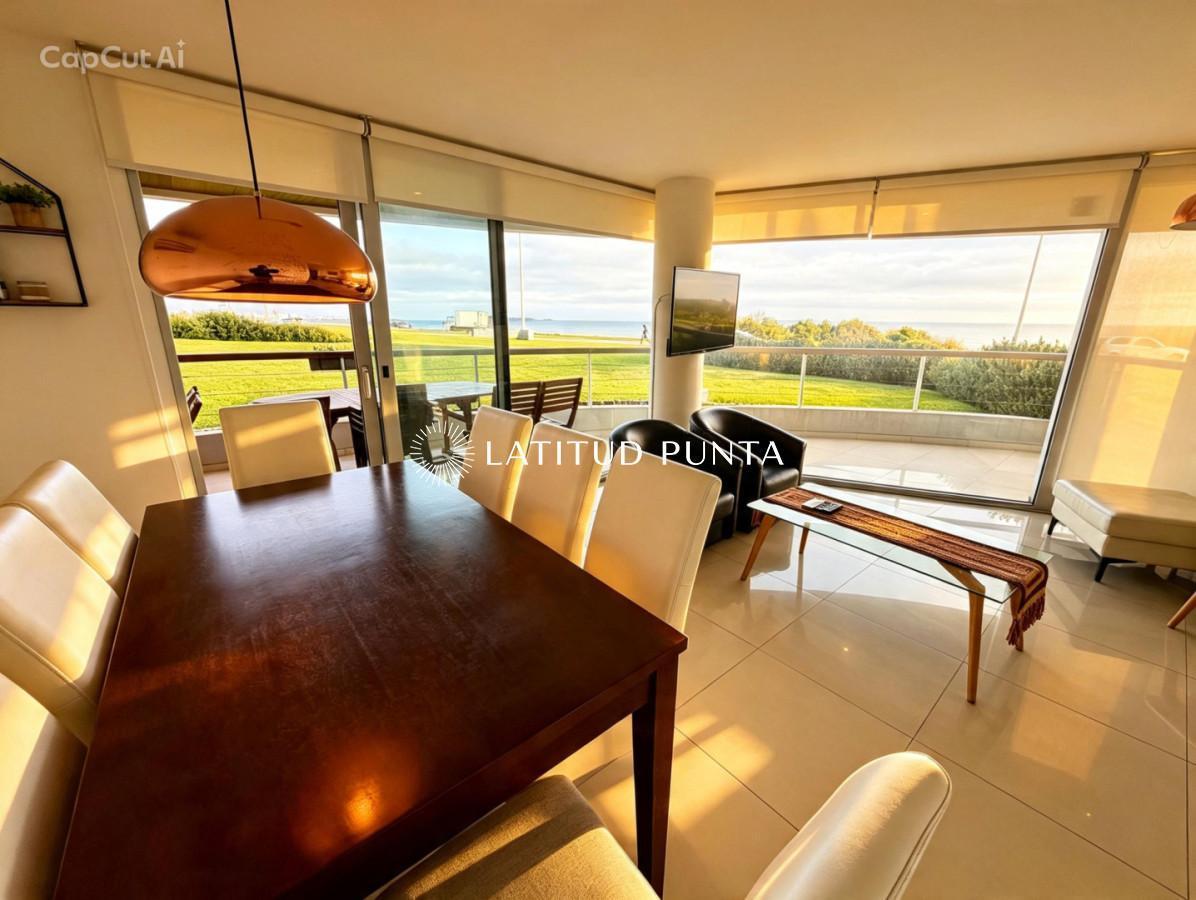 Foto de Mansa, apartamento de 3 dormitorios en primera linea, imagen 2