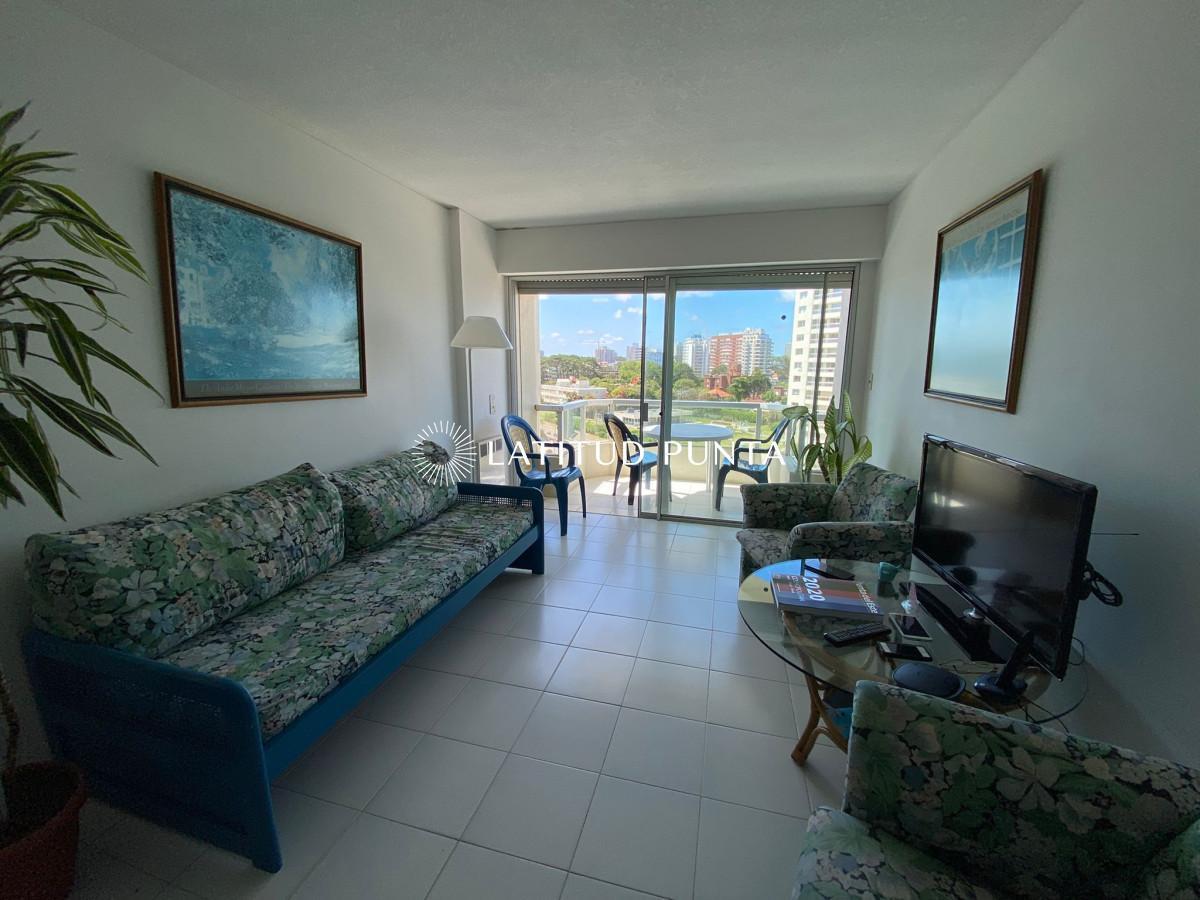 Foto de Apartamento 2 dormitorios mas dependencia. Brava, imagen 2