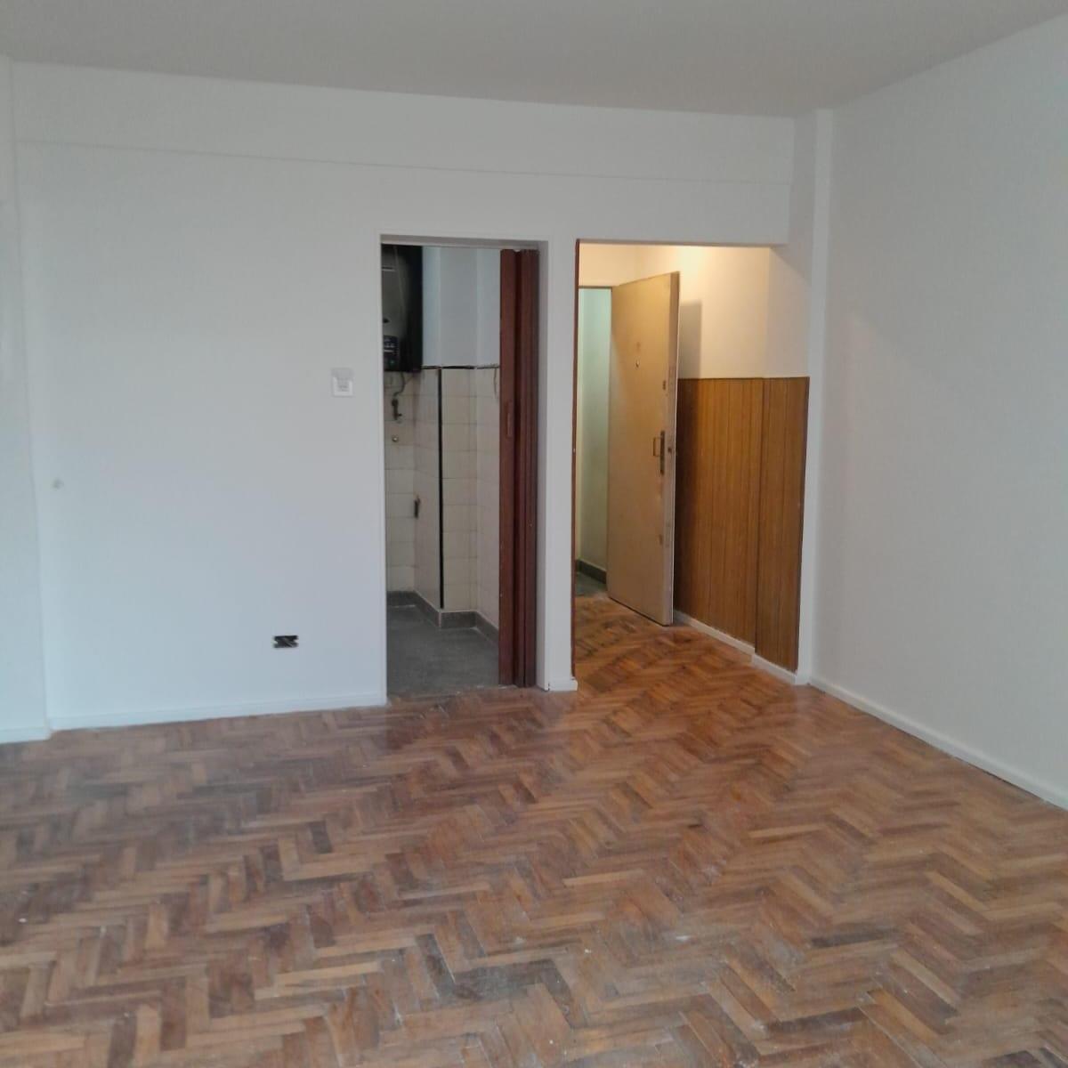 Venta 2 Ambientes con Balcon 3