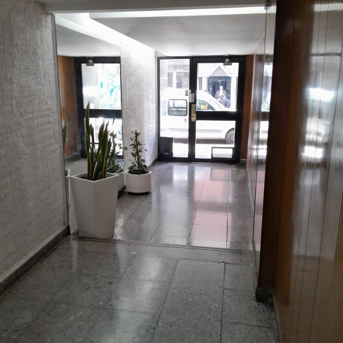 Venta 2 Ambientes con Balcon 1
